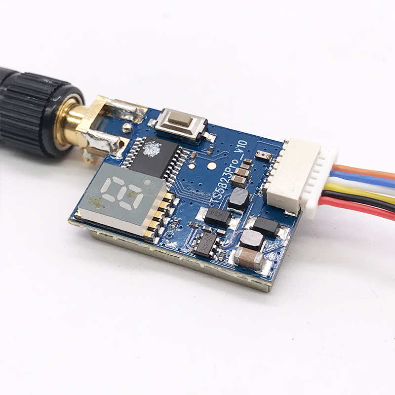 EWRF TS5823 Pro 200mW/600mW wi – Drone Racing Transmitter recenzja i cena